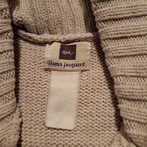 Tea Collection sweater vest girls size 12-18 months ? Tag size missing - Picture 3 of 5